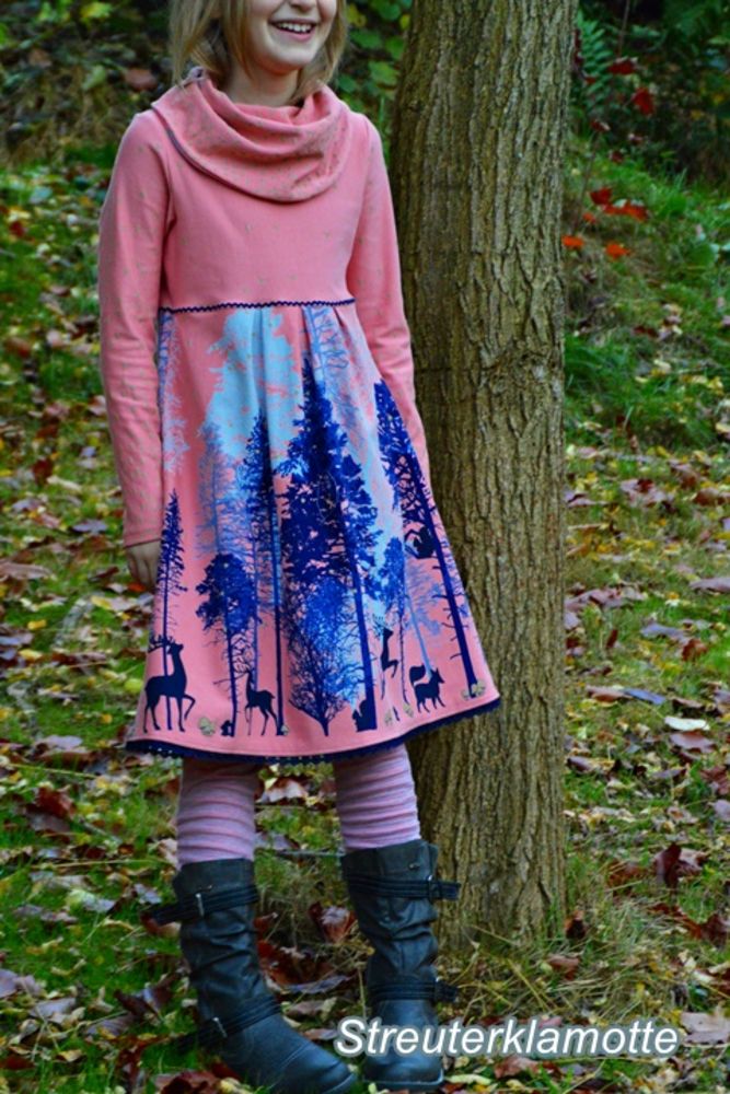 Foto von Sabine von Streuterklamotte zu Schnittmuster lillesol basics No. 39 Kleid mit Rollkragen