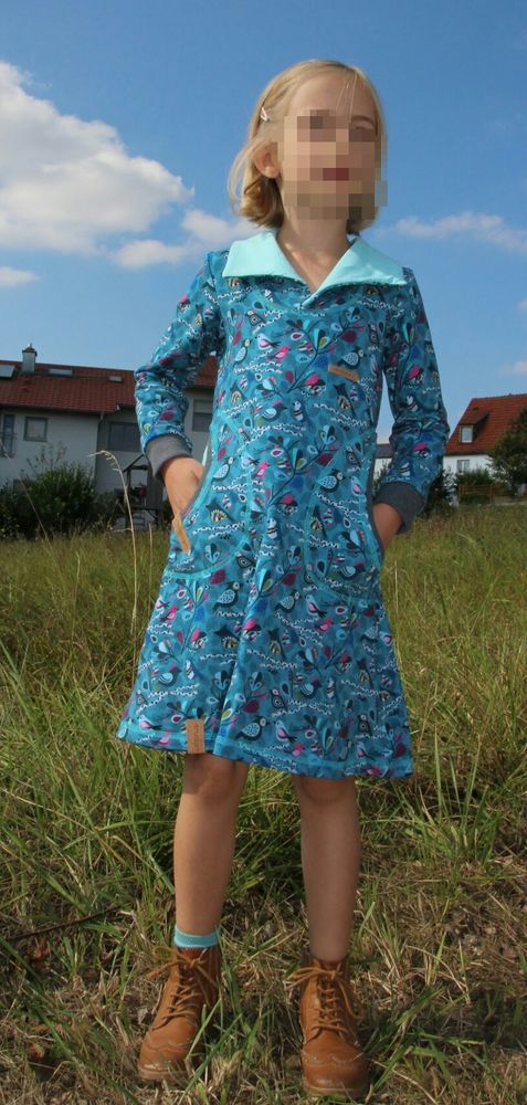 Foto von Schlemmerschnittchen zu Schnittmuster Lillesol basics No. 46 Winterkombi Kleid & Shirt