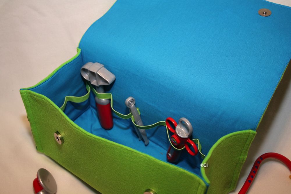 Foto von Pfefferminzgurke zu Schnittmuster Arztkoffer aus Filz zum Spielen