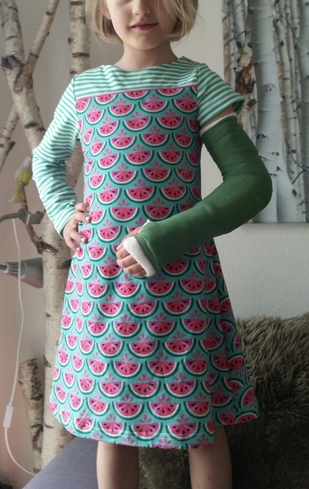 Foto von Schlemmerschnittchen zu Schnittmuster Lillesol basics No. 47 Frühlingskombi Kleid und Shirt