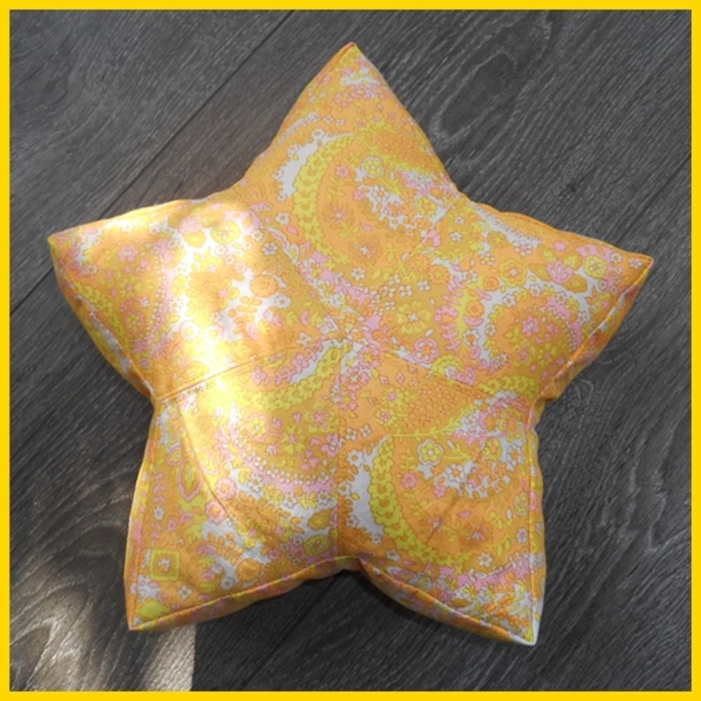 Foto für Schnittmuster Star-Pillow von regenbogenbuntes